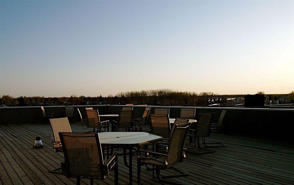 Executive House Suites Hotel & Conference Centre High Level Εξωτερικό φωτογραφία